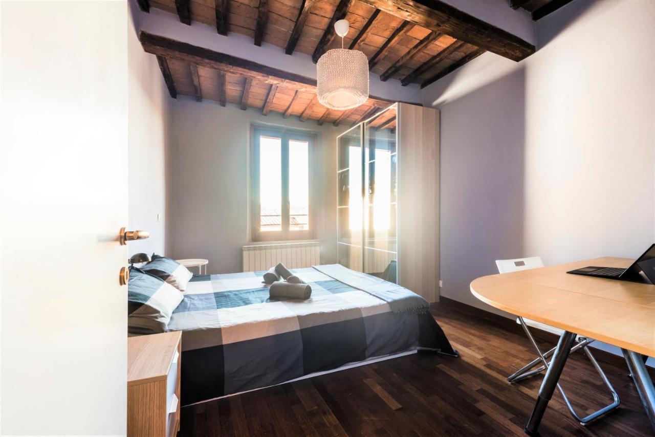 Hostly - La Pera Suite Apartment - 2 Bedrooms, Full Center Pisa Exterior photo