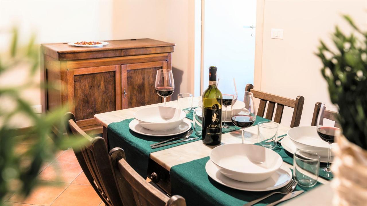 Hostly - La Pera Suite Apartment - 2 Bedrooms, Full Center Pisa Exterior photo